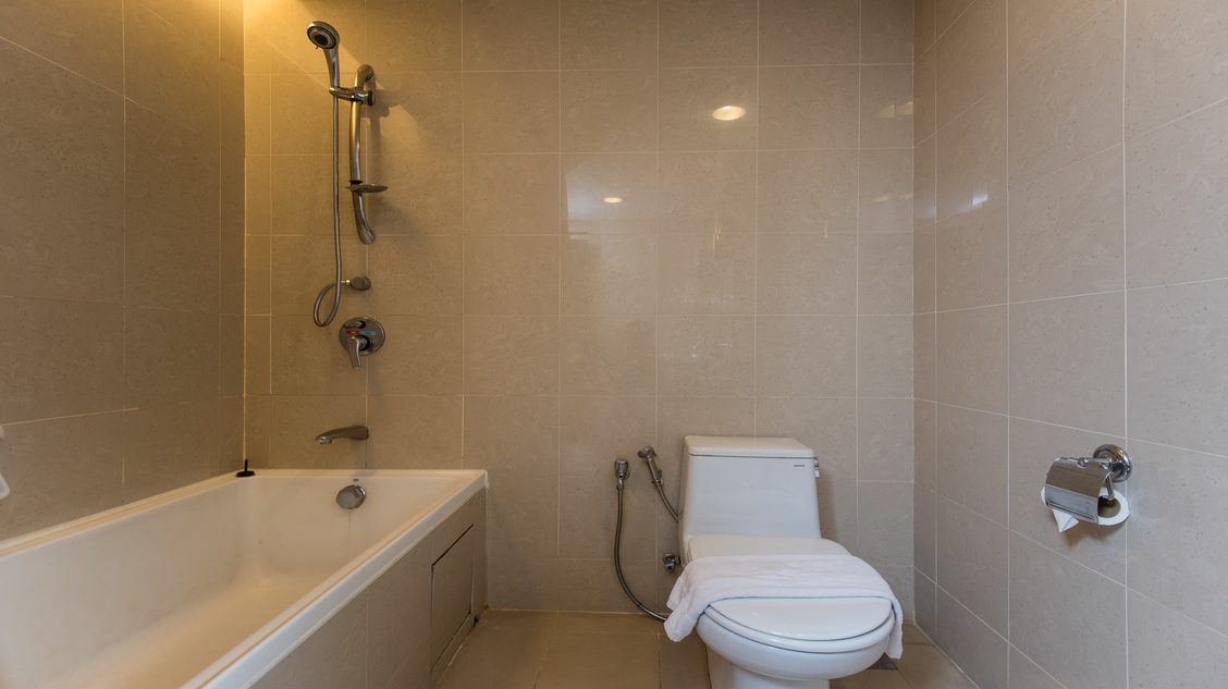 Bathtub with Shower